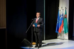 49. srečanje z zamejci_Slavnostni govornik, minister za kulturo Dejan Prešiček-1800